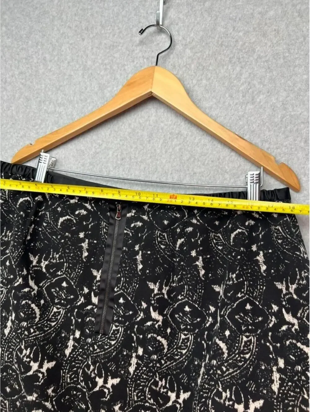 Talbots Womens Black Cream Paisley Print Pencil Skirt 16W Career Business Work